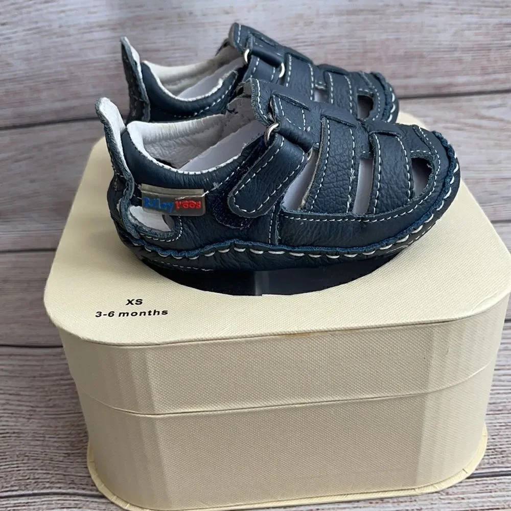 Infant Shoe in Navy